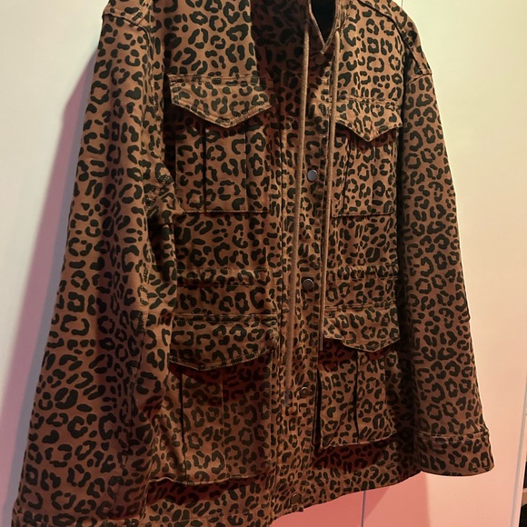DL1961 Leopard Utility Jacket 🐆 - Picture 3 of 8